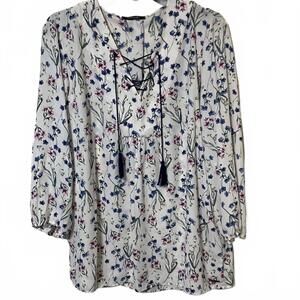 Tahari Floral Print Cottage Core 3/4 Long Sleeve Lightweight V-Neck Blouse Large